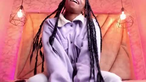   online show from 03.04.25