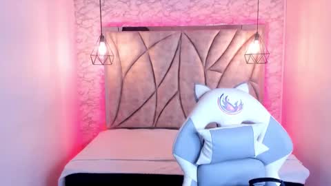   online show from 03.12.25