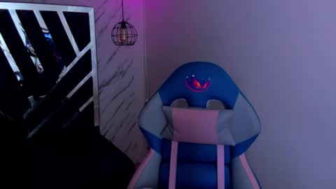   online show from 10.23.25