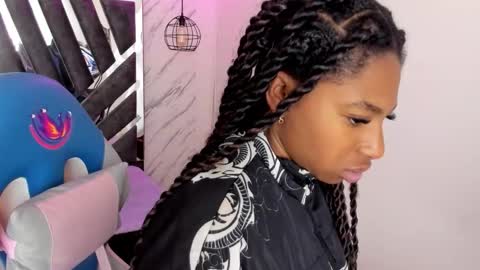   online show from 10.25.25