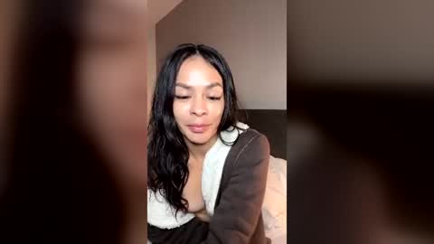 queen_reyna68 online show from 07.21.26