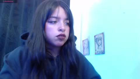 Snapshot of queen_salomme chatting on 10.19.25 queen_salomme online show from 10.19.25