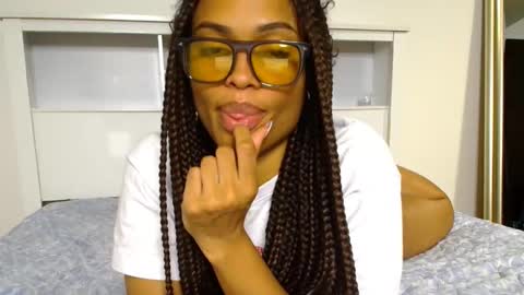 Sweet Goddess online show from 11.13.25