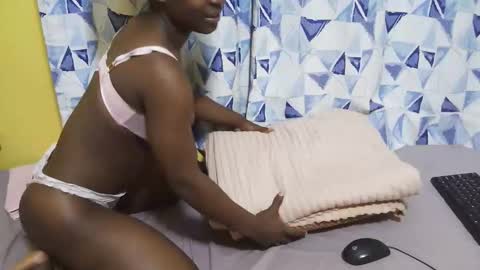 Latasha online show from 04.10.26