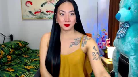 Snapshot of queenmistressts chatting on 01.26.25 QUEEN online show from 01.26.25