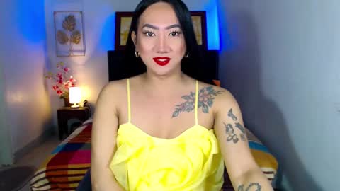 Snapshot of queenmistressts chatting on 02.04.25 QUEEN online show from 02.04.25