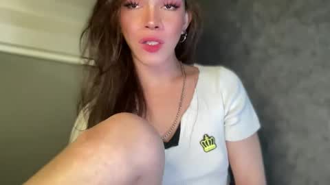 QUEEN online show from 11.28.25