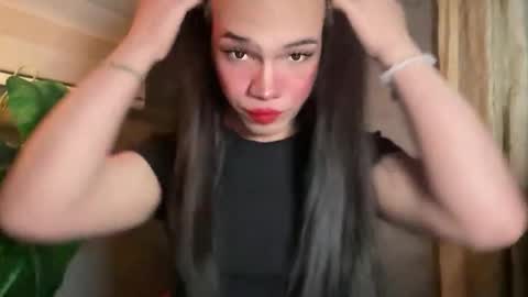 Snapshot of queenn_xxx chatting on 04.20.26 QUEEN online show from 04.20.26