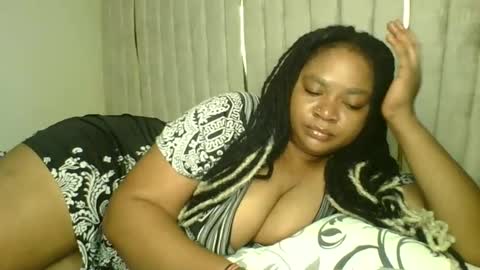 Snapshot of queenofsouls chatting on 12.21.24 . online show from 12.21.24