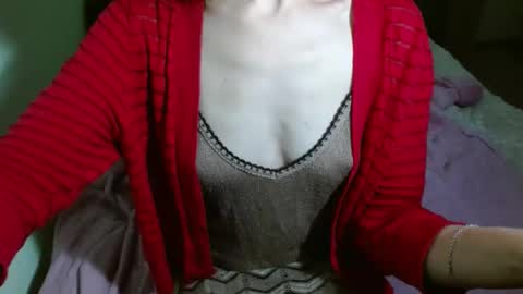 queenoftenderness online show from 01.04.25