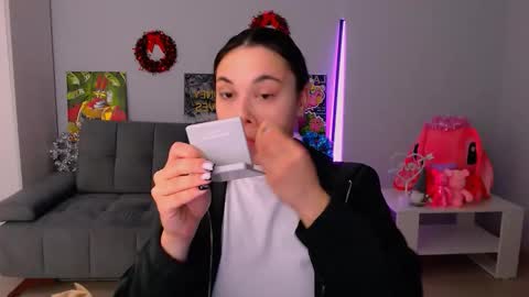 Patricia online show from 11.27.25