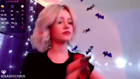 Ricarda online show from 02.10.25