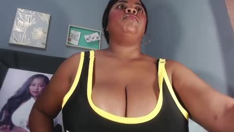 queenrachelbrown online show from 04.26.26