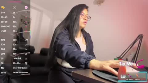 queenrose94 online show from 07.18.26