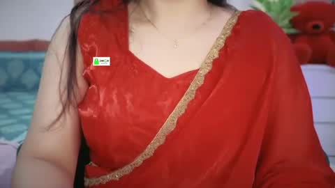 Snapshot of quest_queen chatting on 07.23.26 zaara online show from 07.23.26