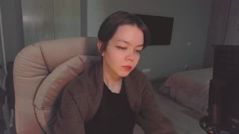 Snapshot of quietluxury chatting on 06.03.26 quietluxury online show from 06.03.26