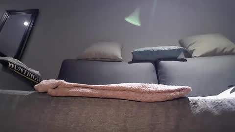 Snapshot of quik32 chatting on 03.08.25 quik32 online show from 03.08.25