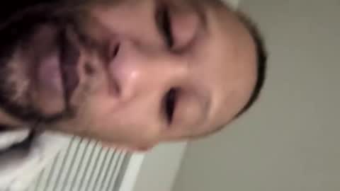 Snapshot of quindre chatting on 10.18.25 quindre online show from 10.18.25