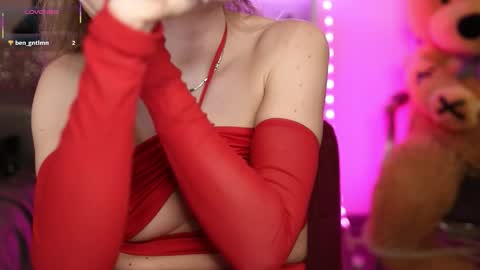 Nova Hollis online show from 03.23.26