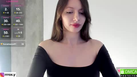 Snapshot of r00xvel chatting on 03.12.25 r00xvel online show from 03.12.25