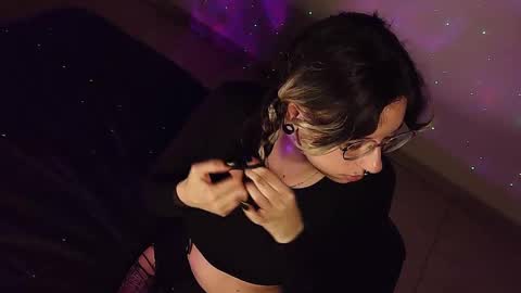 Rabbit Snake online show from 10.21.25