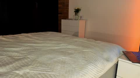 Sherryl online show from 04.07.26