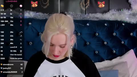 Snapshot of rachelcart chatting on 01.07.25 RachelCart online show from 01.07.25