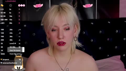 Snapshot of rachelcart chatting on 01.31.25 RachelCart online show from 01.31.25