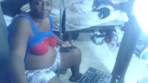 Snapshot of rachelexoticgirl chatting on 01.10.25 rachelexoticgirl online show from 01.10.25