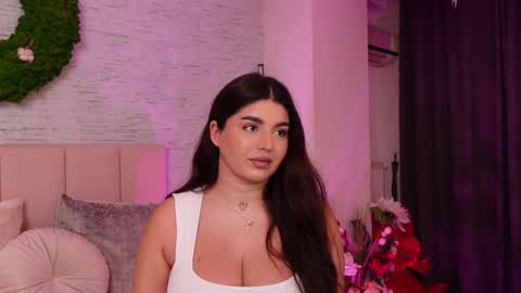 RachelSwaan online show from 11.14.25