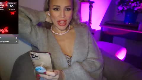 Snapshot of radmila_star chatting on 12.10.24 Radmila Star online show from 12.10.24