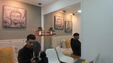 Snapshot of raf__koons chatting on 07.26.26 Raf Koons online show from 07.26.26