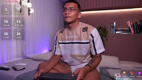 Snapshot of rafa_cruz chatting on 03.25.26 rafa_cruz online show from 03.25.26