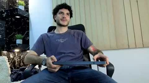 R A F A E L online show from 03.08.26