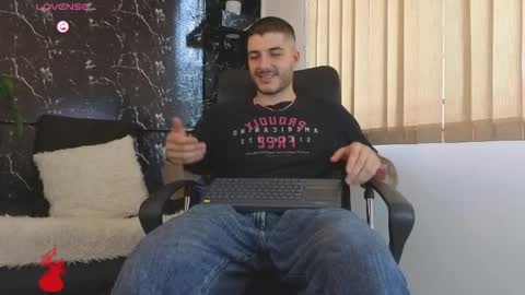 R A F A E L online show from 05.20.26