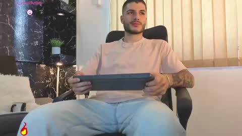 R A F A E L online show from 06.12.26