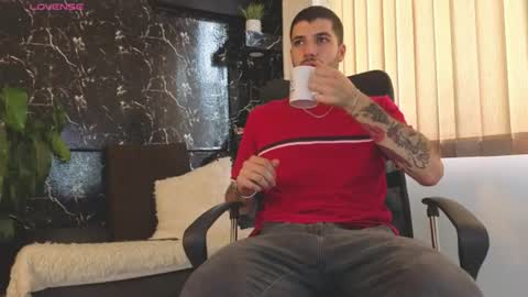 R A F A E L online show from 06.25.26