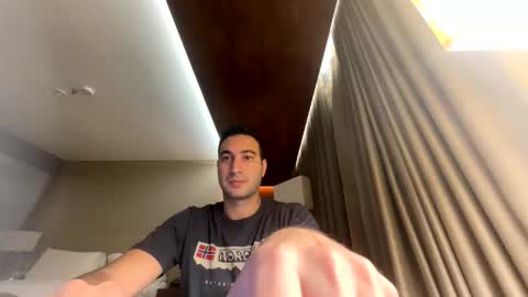 Snapshot of ragnearyou chatting on 10.11.25 ragnearyou online show from 10.11.25