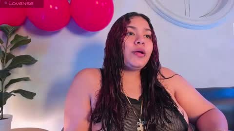 raichell_sweet_curvy online show from 06.10.26