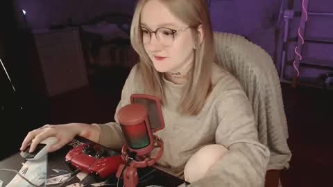 Snapshot of raiingurl chatting on 02.01.26 Kate online show from 02.01.26