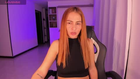 Snapshot of rainbow_jenny chatting on 05.19.26 Jennyindependent model . online show from 05.19.26