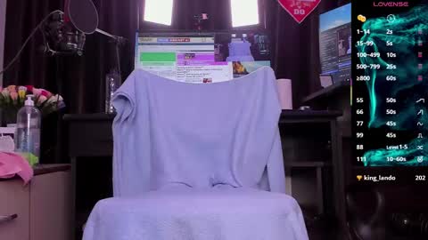 Laura online show from 02.28.25