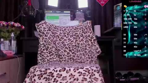 Laura online show from 09.15.25