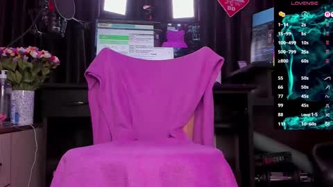 Laura online show from 09.28.25