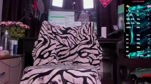Laura online show from 07.23.26