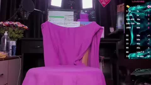 Laura online show from 07.28.26