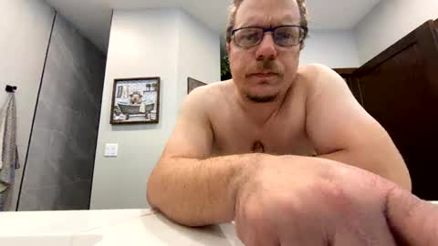 Snapshot of ralph_roberts chatting on 03.03.26 Ralph Roberts online show from 03.03.26