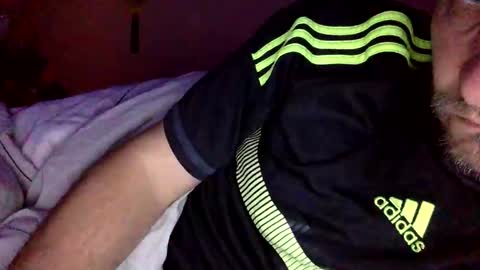 Snapshot of randobad12 chatting on 11.01.25 randobad12 online show from 11.01.25