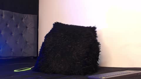 randy_connor9 online show from 02.22.25