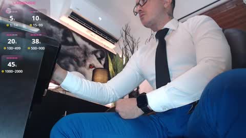 Snapshot of randylukehot chatting on 01.06.25 randylukehot online show from 01.06.25